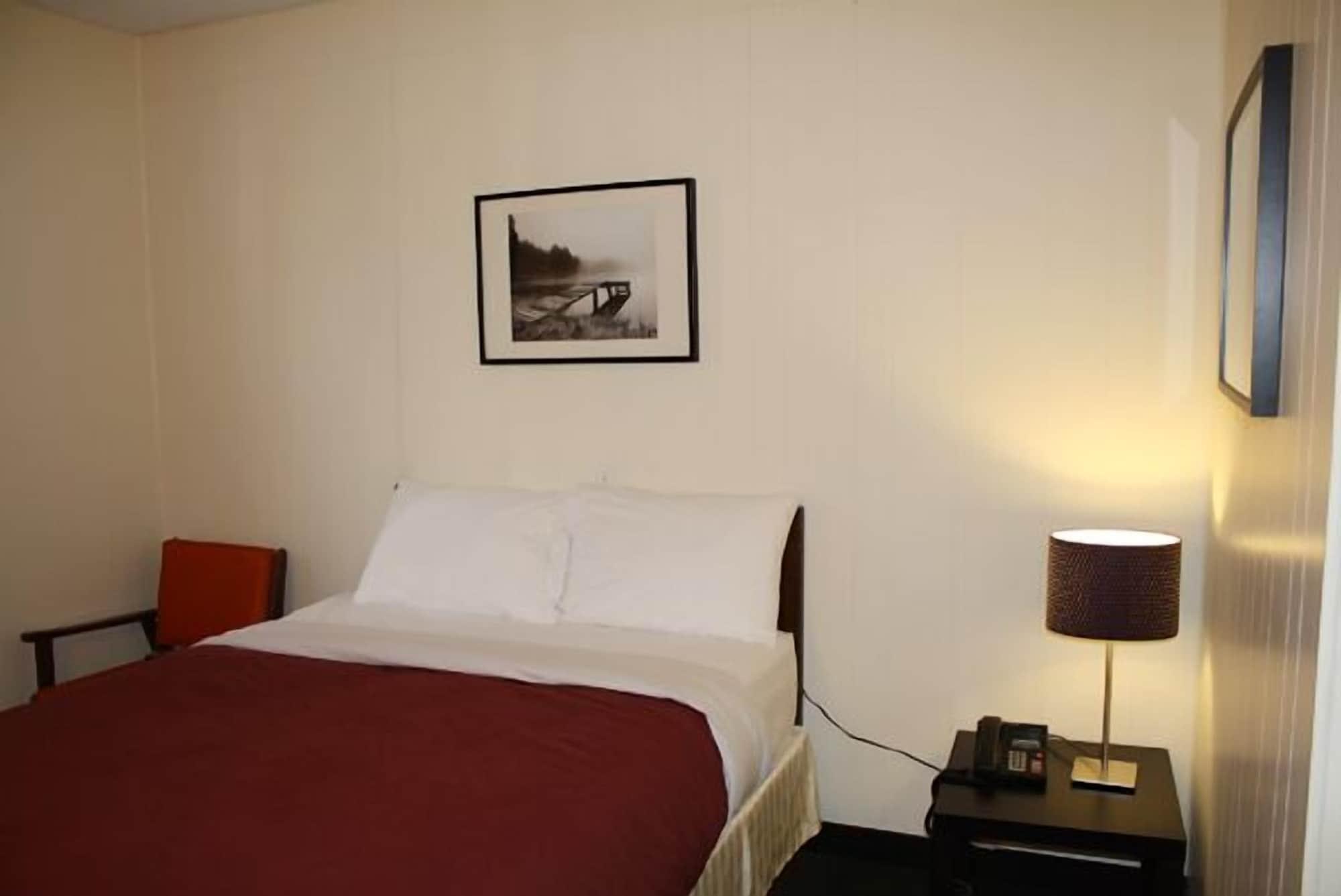 Hotel Empress And By The Falls Niagara Falls